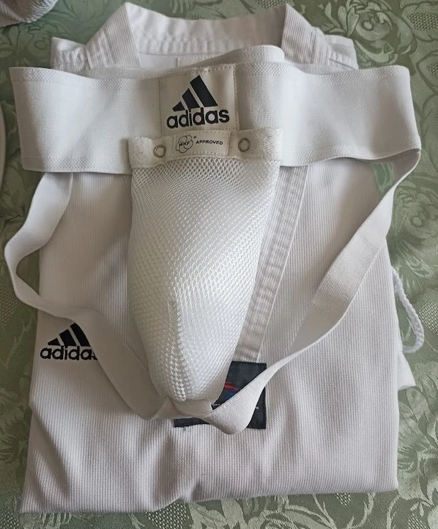 Dobok / Kimono Taekwondo ADIDAS WTF - Novo 180cm (Tamanho 4) – photo 16